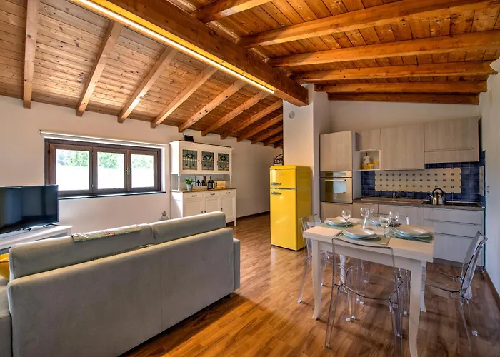 270 - Le Yucche Country House, Nel Di Casarza, 15 Minuti D'auto Dal Mare